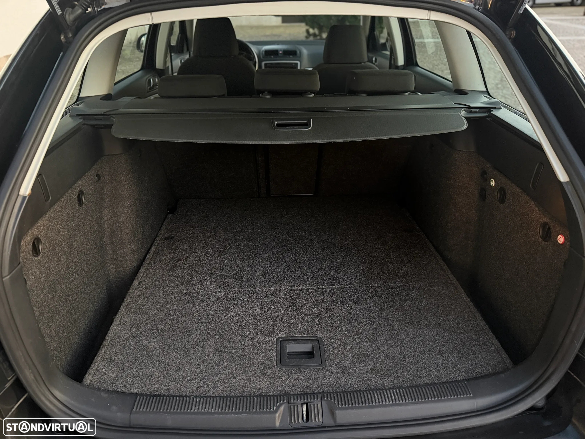 Skoda Octavia Break 1.6 TDi Ambiente - 8