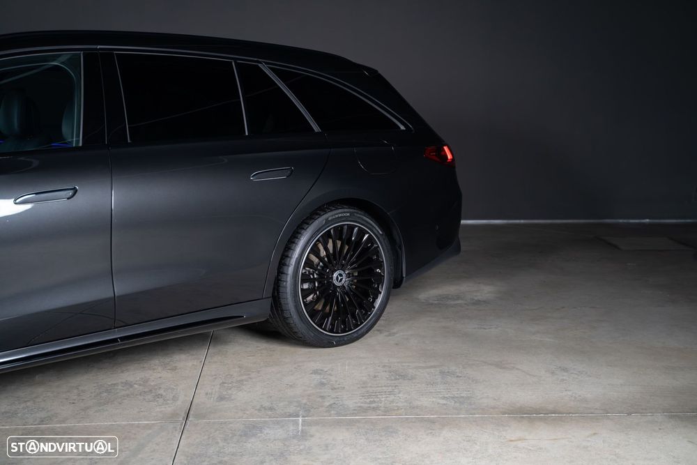 Mercedes-Benz E 300 - 11