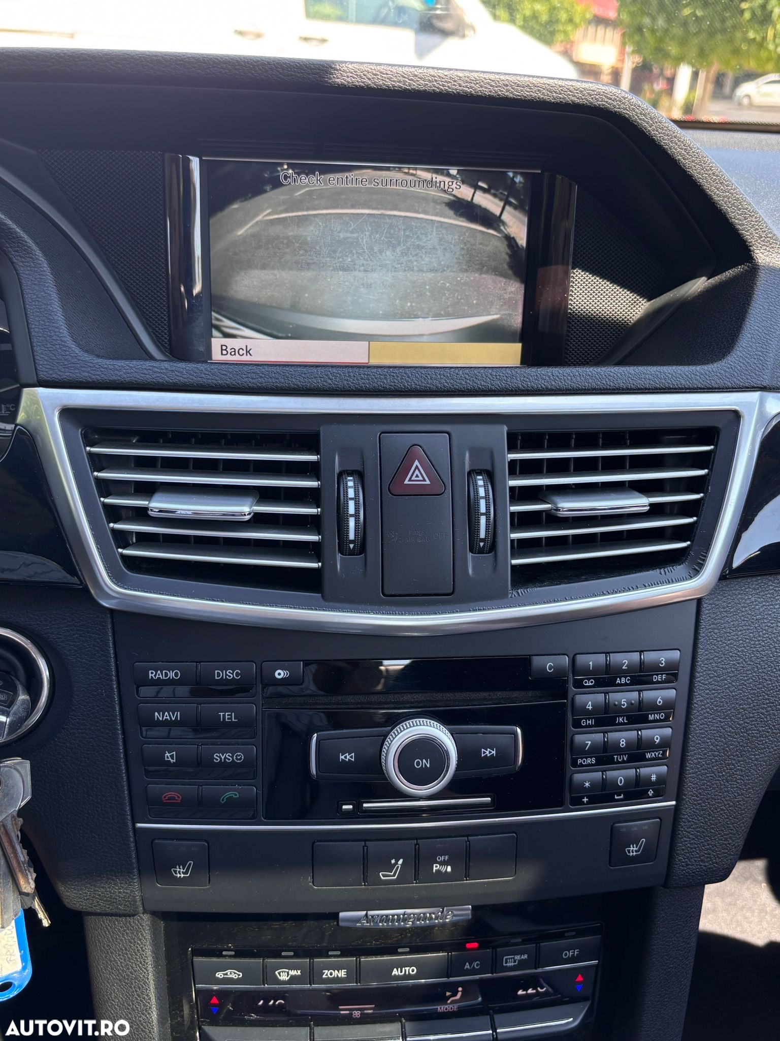 Mercedes-Benz E 220 CDI BlueEfficiency Aut. - 13
