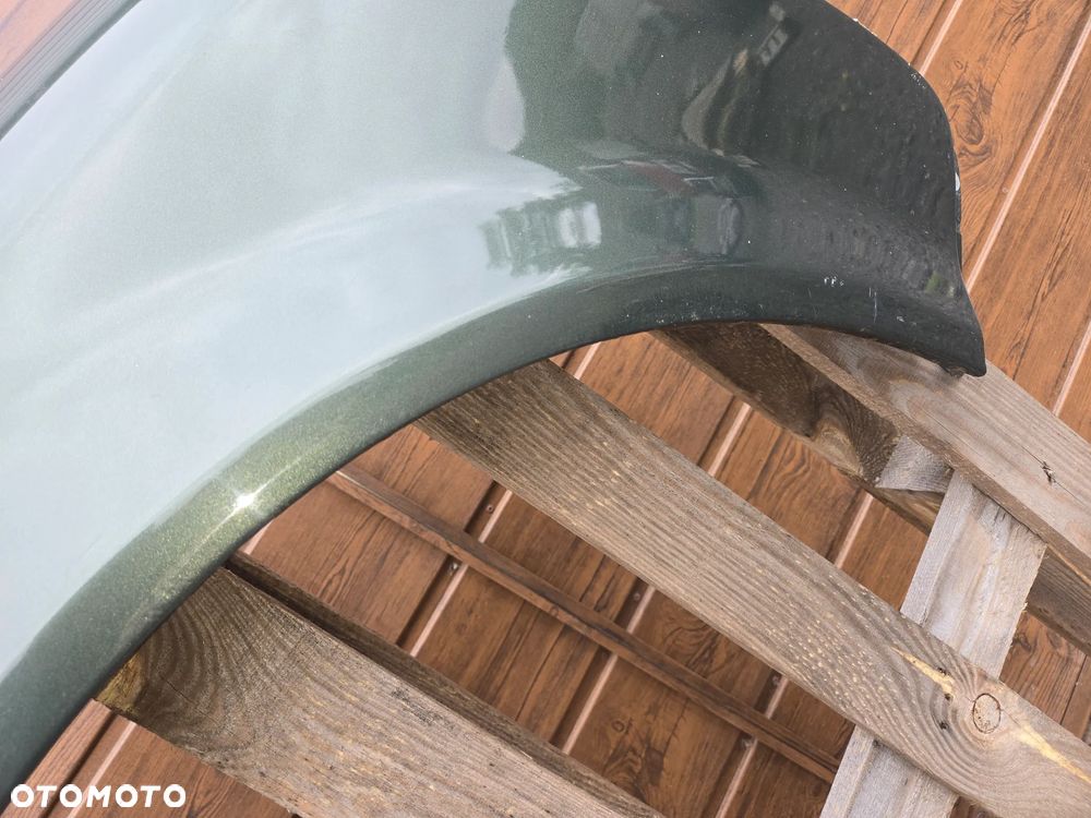 BŁOTNIK PRAWY AUDI A4 B6 - 4