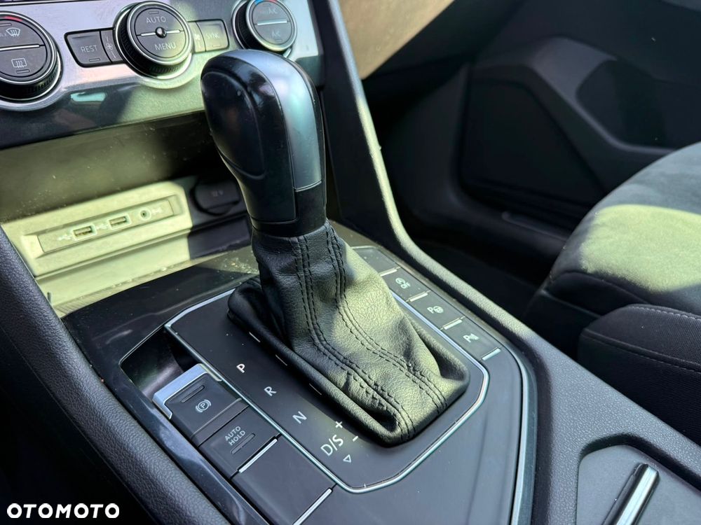 Volkswagen Tiguan 1.5 TSI OPF DSG R-Line - 21