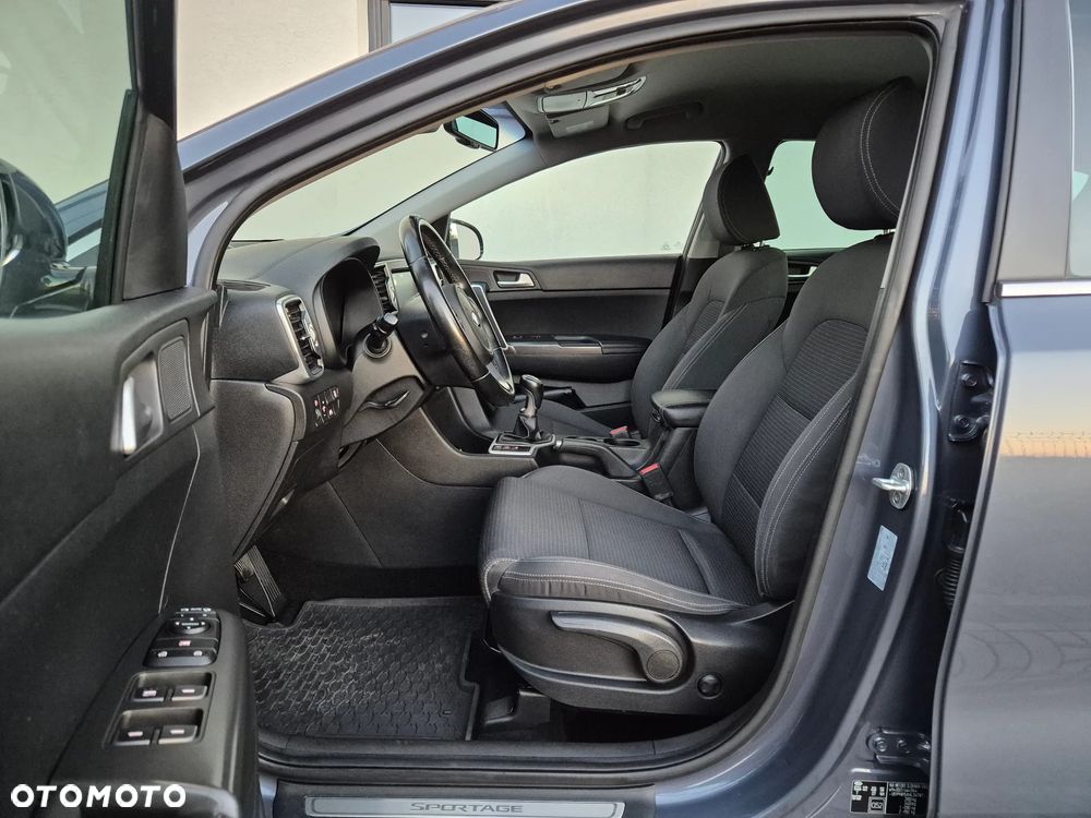 Kia Sportage - 16
