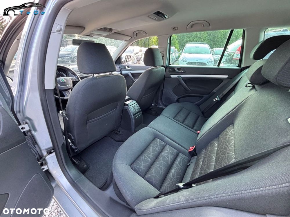 Skoda Octavia 2.0 TDI DPF Family Plus DSG - 20