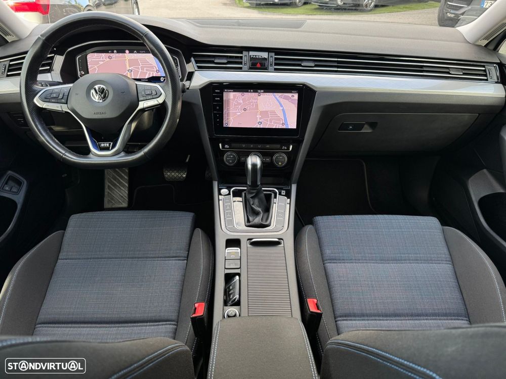 VW Passat 1.4 TSI GTE Plug-in - 17