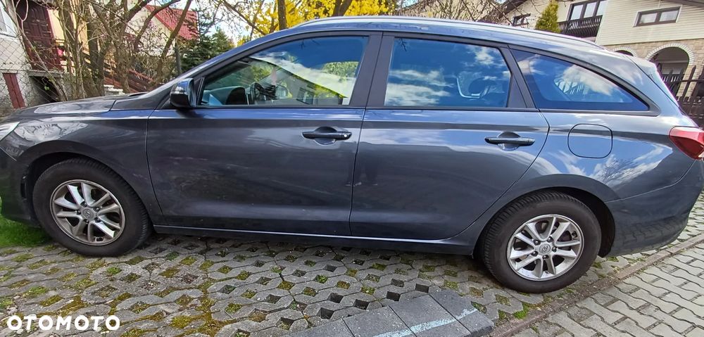 Hyundai i30 1.6 D Classic + - 2