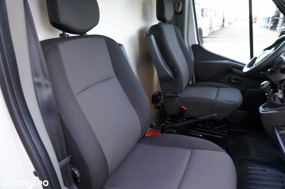 Renault MASTER / IZOTERMIC / CONTAINER / DHOLLANDIA LIFT / IMPORTAT - 31