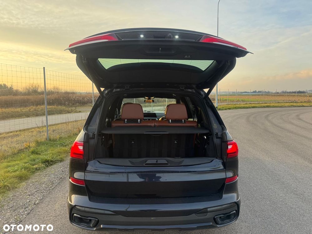 BMW X7 M50d sport - 10