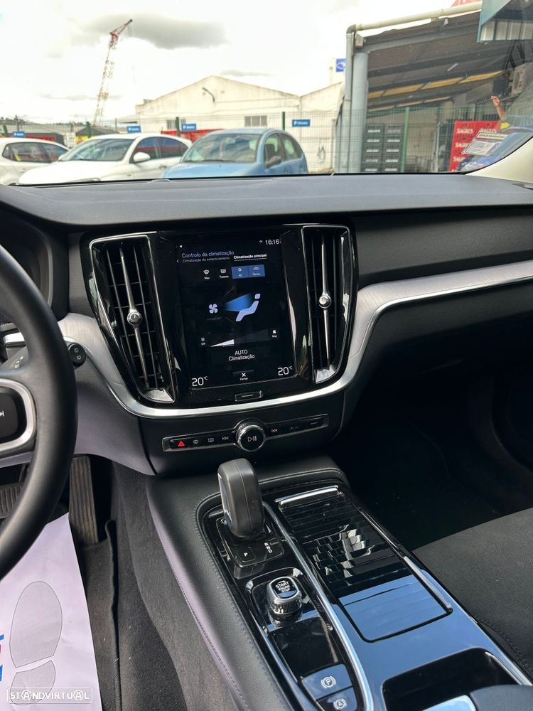 Volvo V60 2.0 T6 AWD TE Inscription Expression - 11