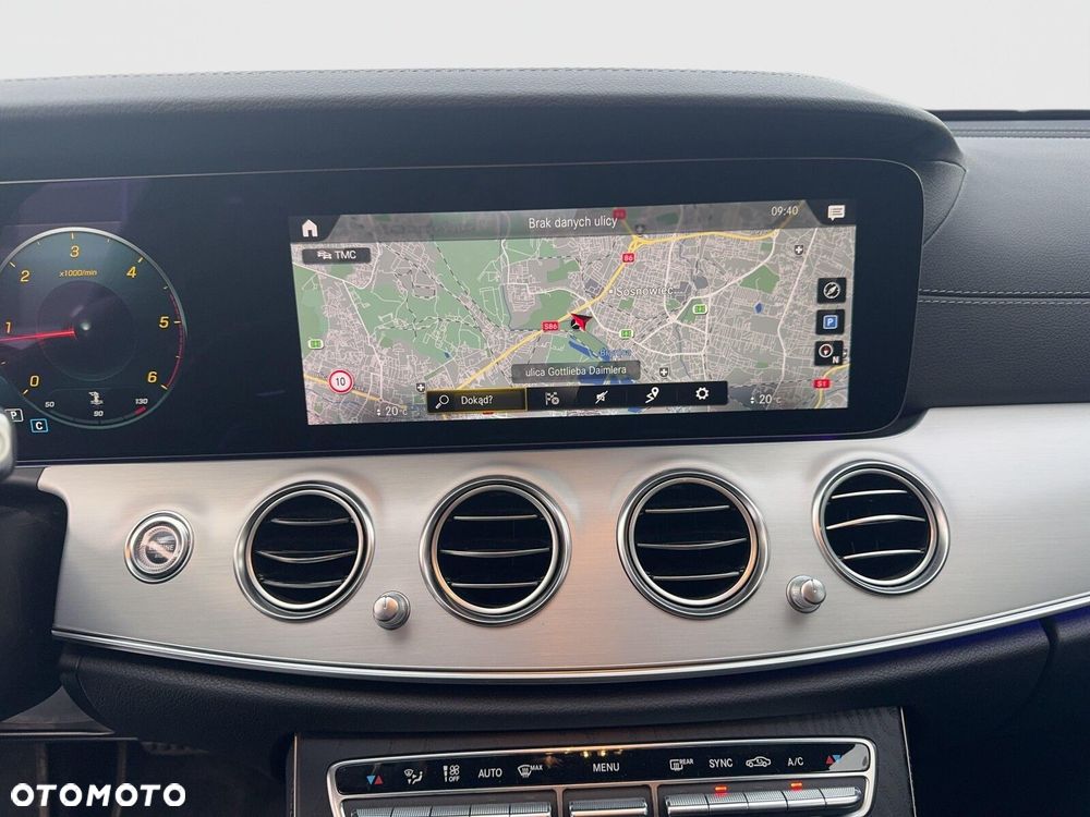 Mercedes-Benz Klasa E 220 d 4-Matic AMG - 16