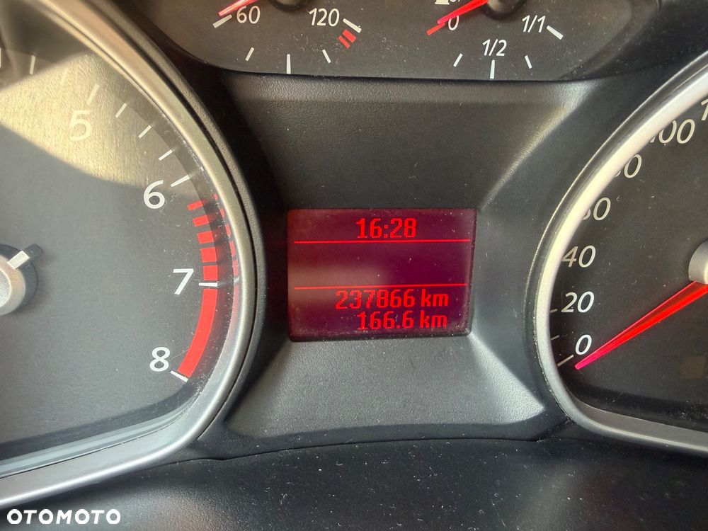 Ford Mondeo - 10