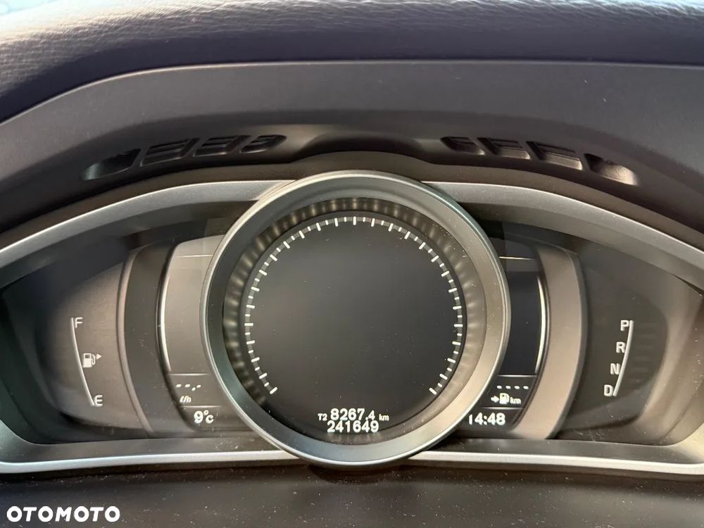 Volvo V40 D2 Drive-E Momentum - 26