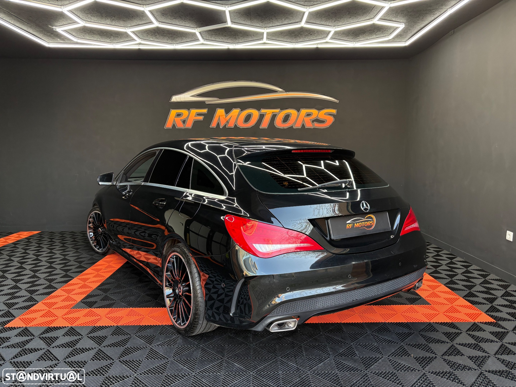 Mercedes-Benz CLA 200 d Shooting Brake AMG Line Aut. - 5