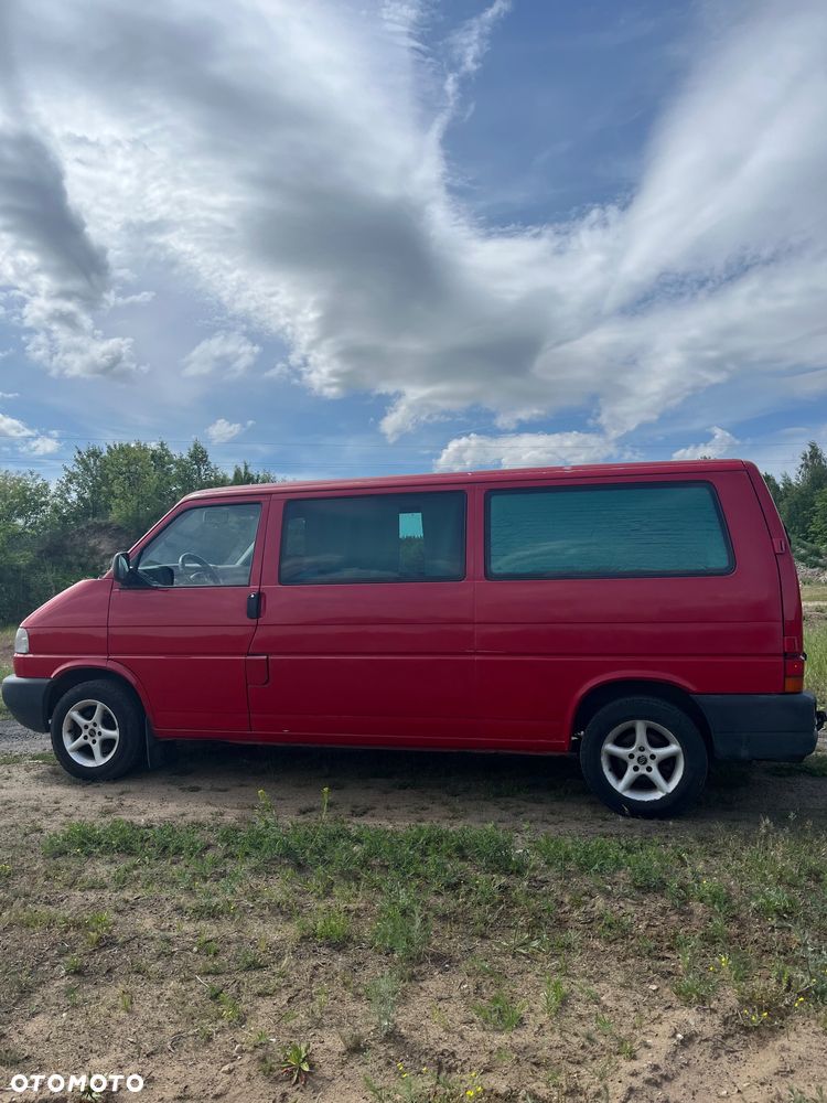 Volkswagen Caravelle - 6