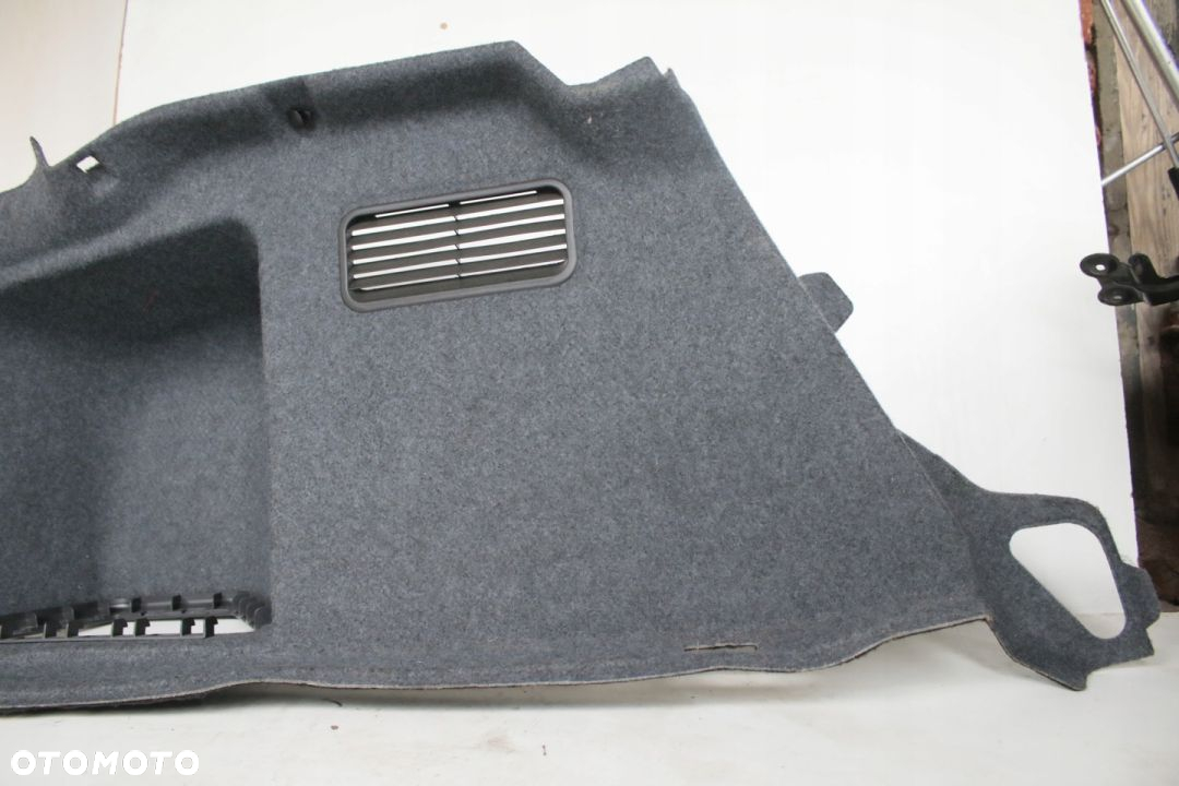 BOCZEK BAGAŻNIKA LEWY SEAT EXEO - 3