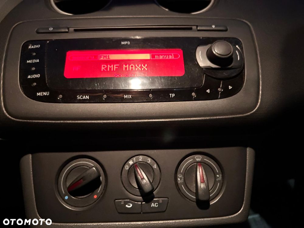 Seat Ibiza 1.4 16V Style - 17