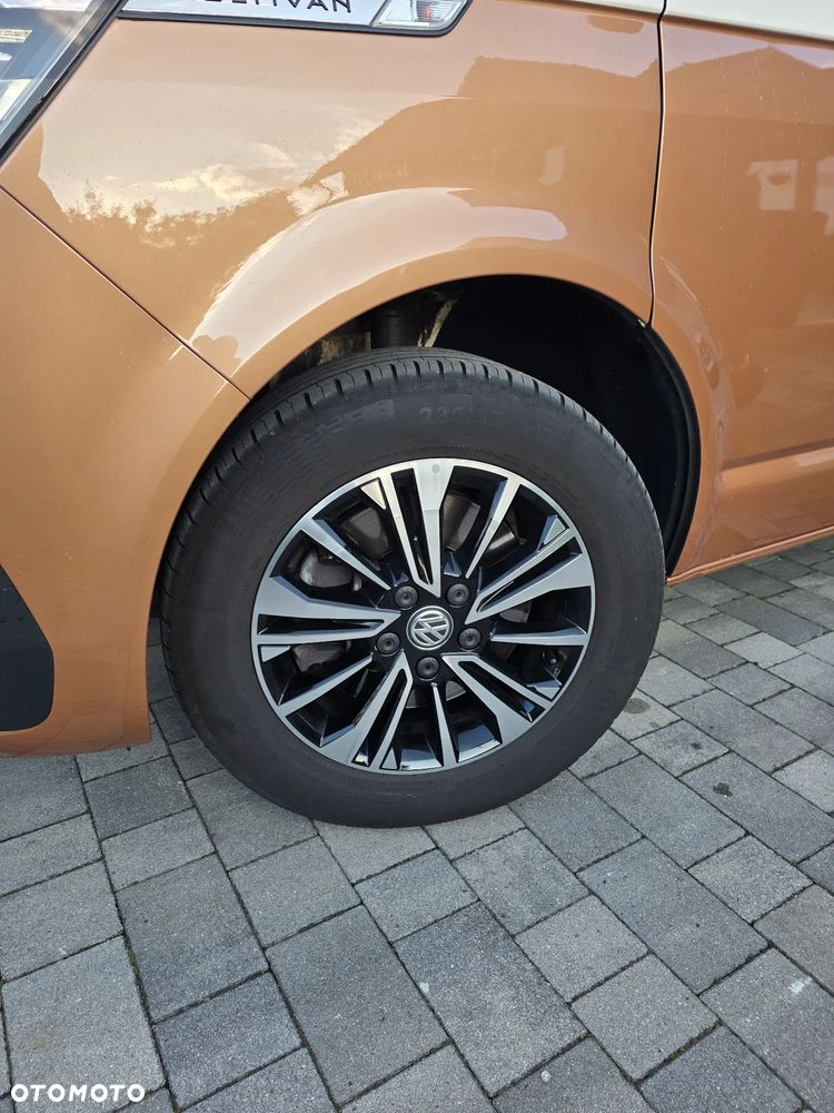 Volkswagen Multivan - 7