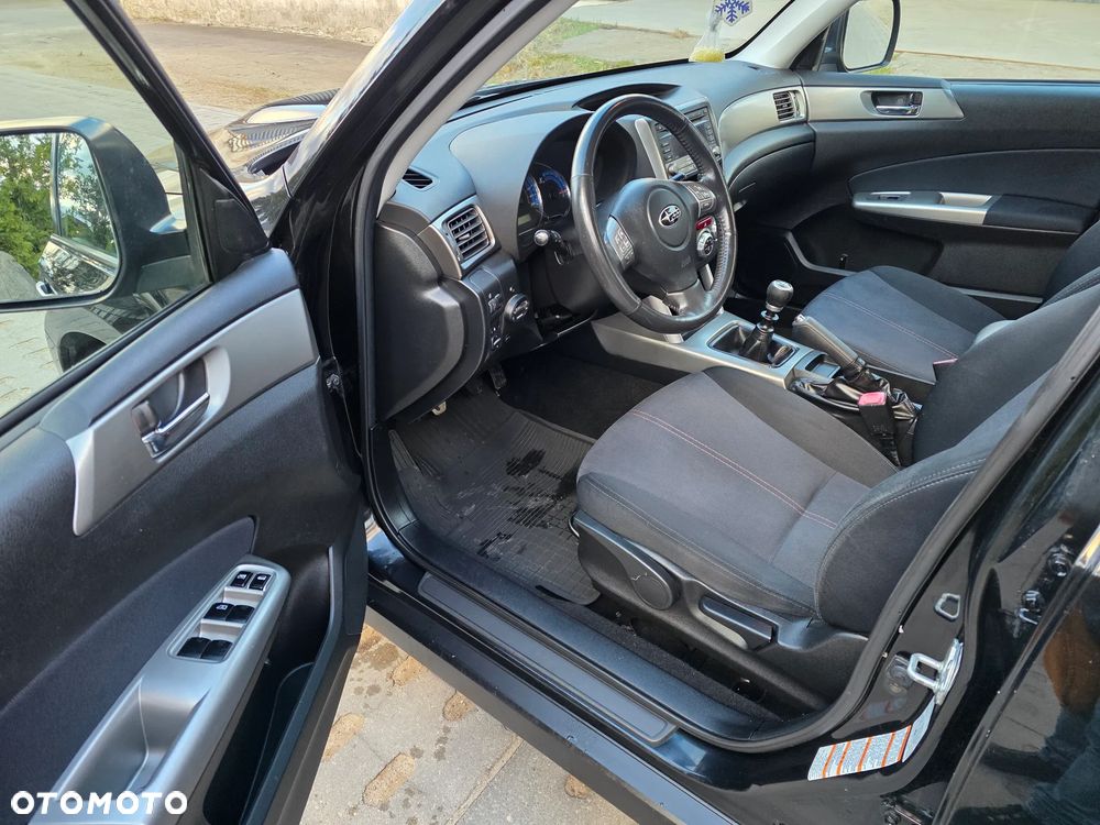 Subaru Forester 2.0D VR 000 - 14