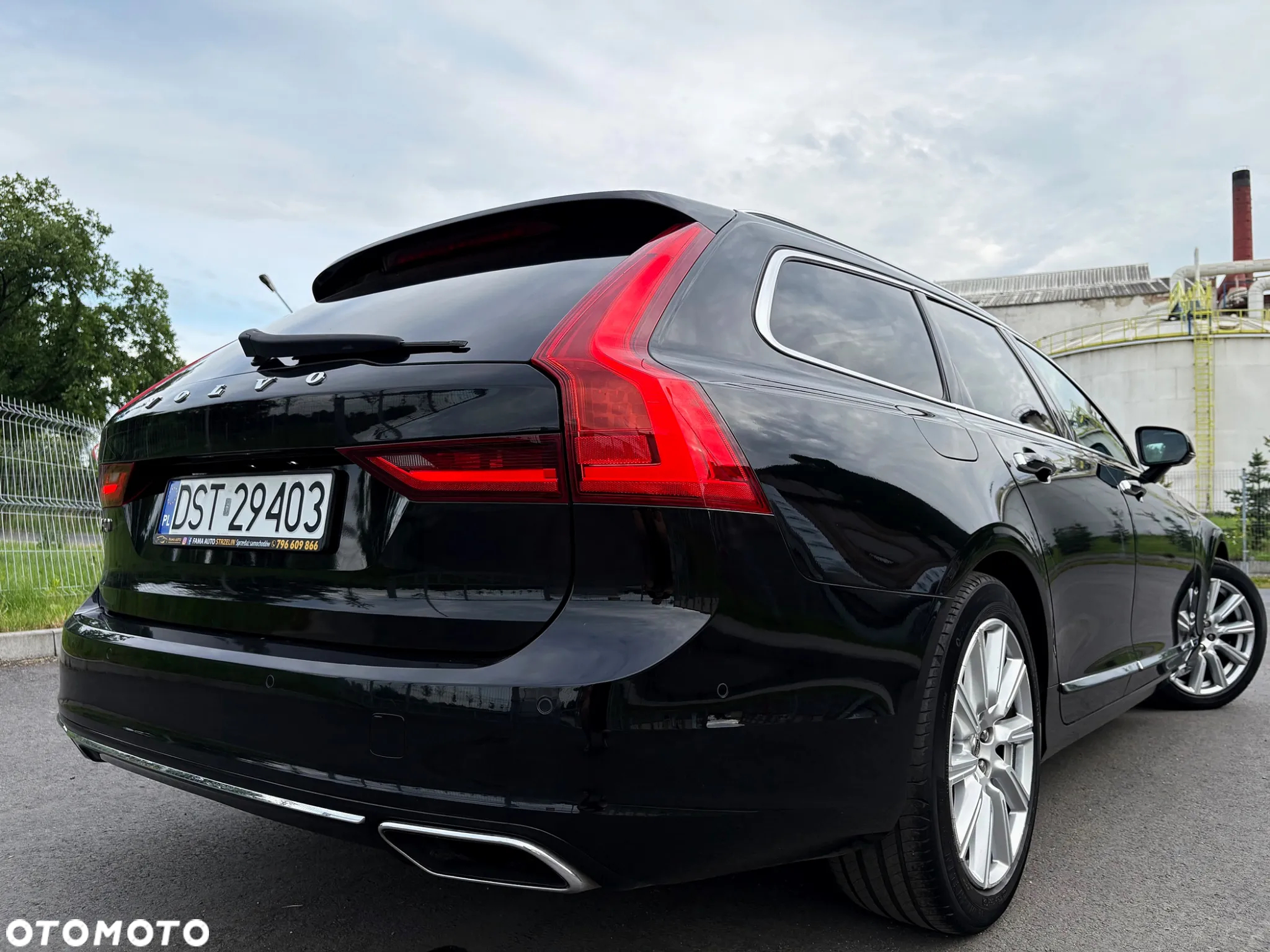 Volvo V90 D4 Inscription - 4