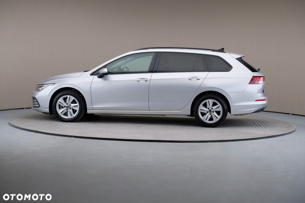 Volkswagen Golf - 4
