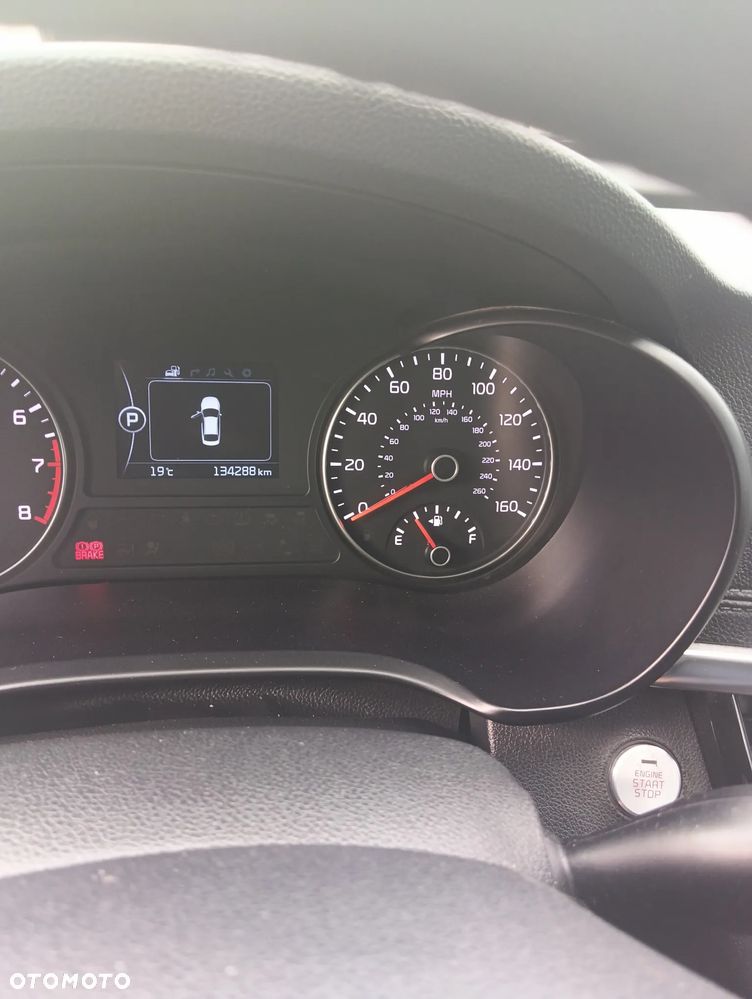 Kia Optima - 7