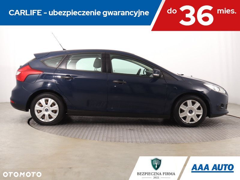 Ford Focus - 8