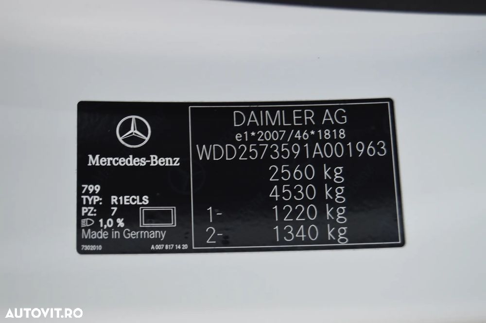 Mercedes-Benz CLS 450 4MATIC Aut - 27