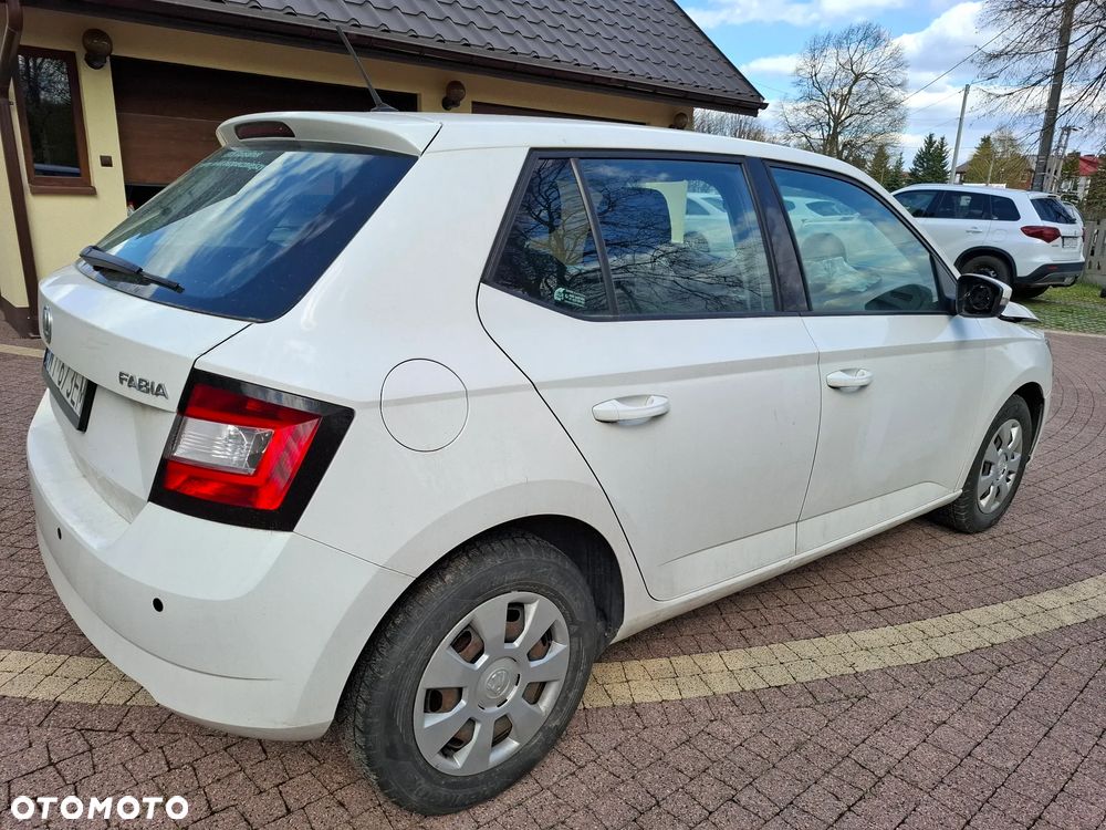 Skoda Fabia - 2