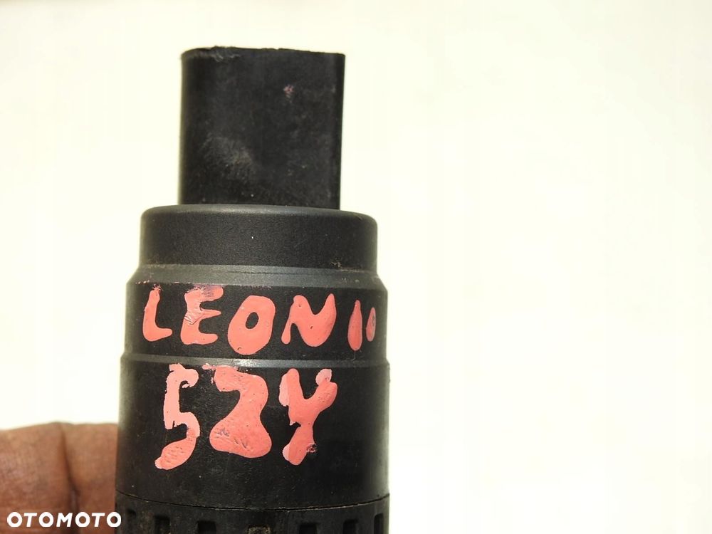 POMPKA SPRYSKIWACZA SEAT LEON II 1T0955651A - 2