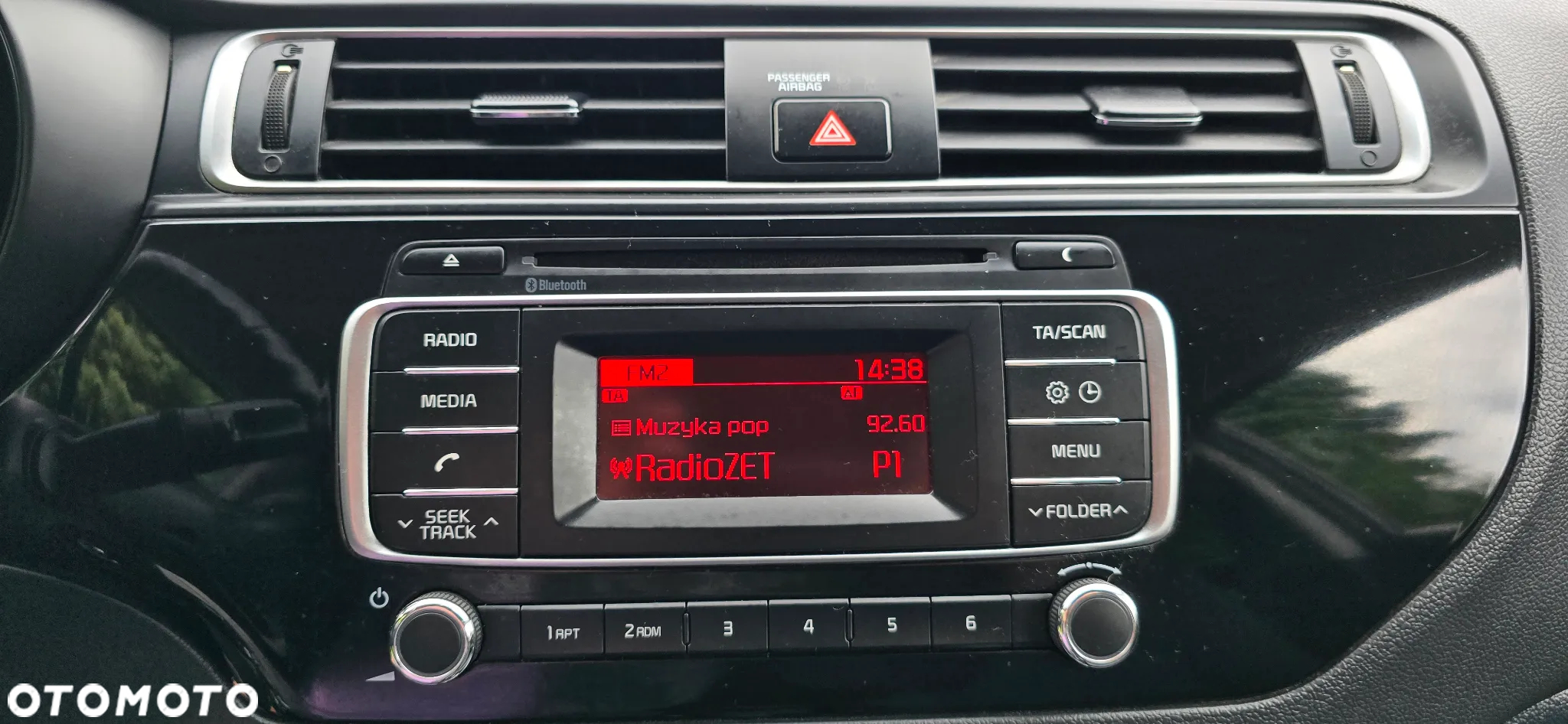 Kia Rio 1.4 XL Business Line - 28