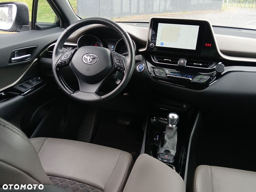 Toyota C-HR 2.0 Hybrid Executive - 21