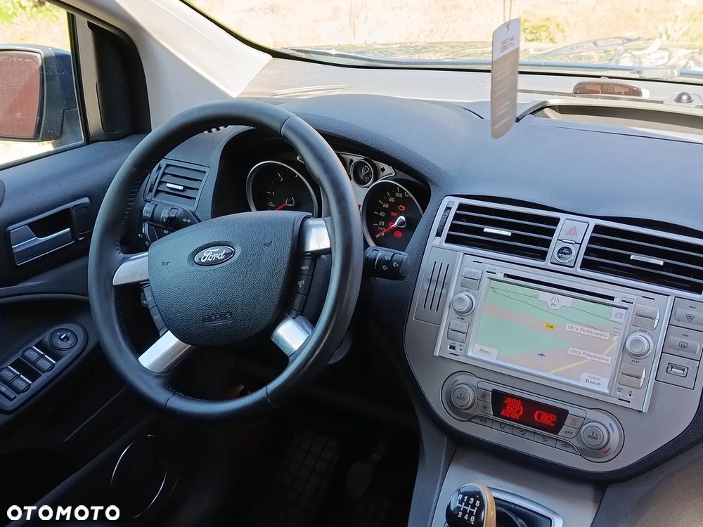 Ford Kuga 2.0 TDCi 4x4 Titanium - 9