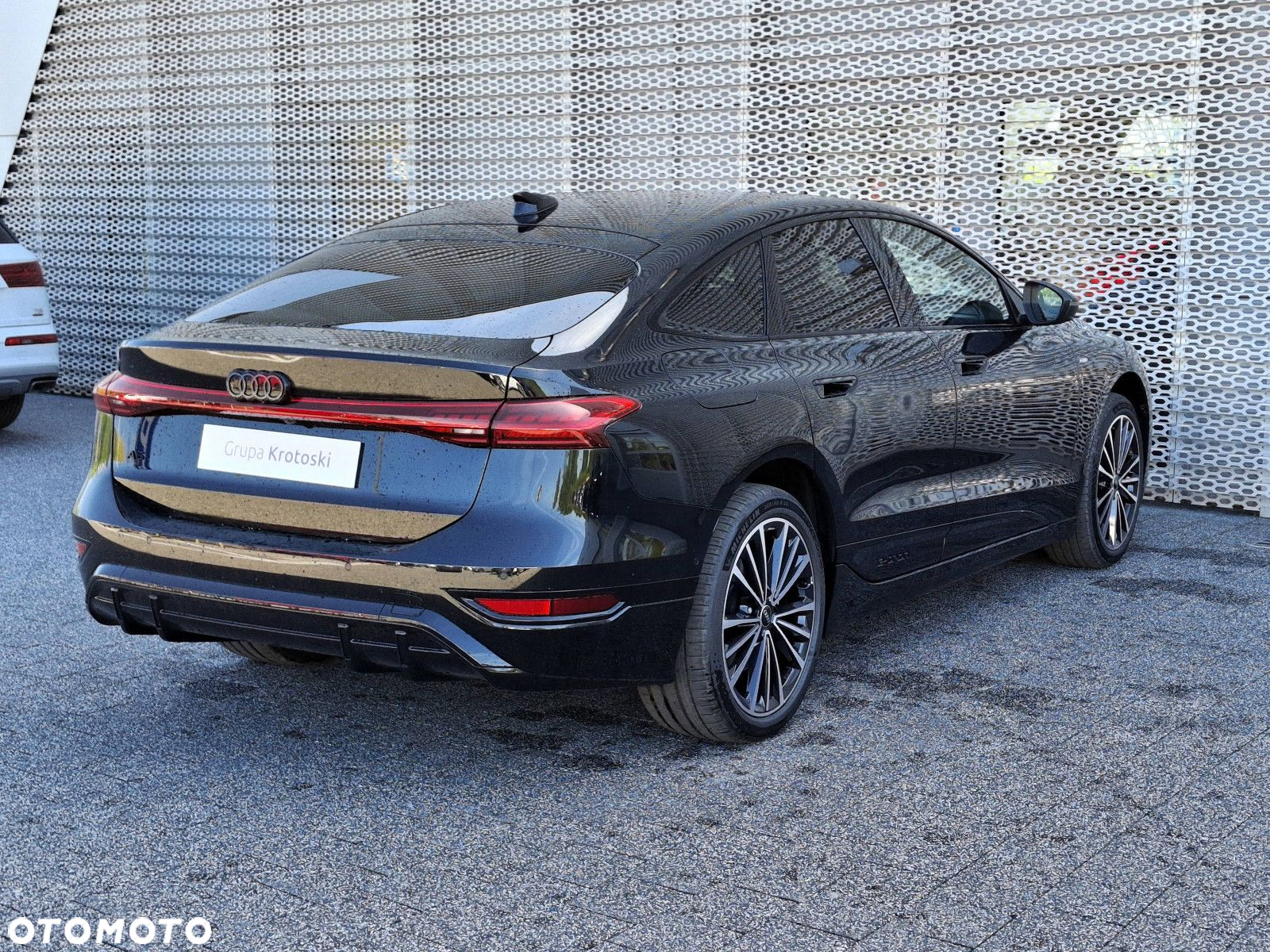 Audi A6 e-tron - 4