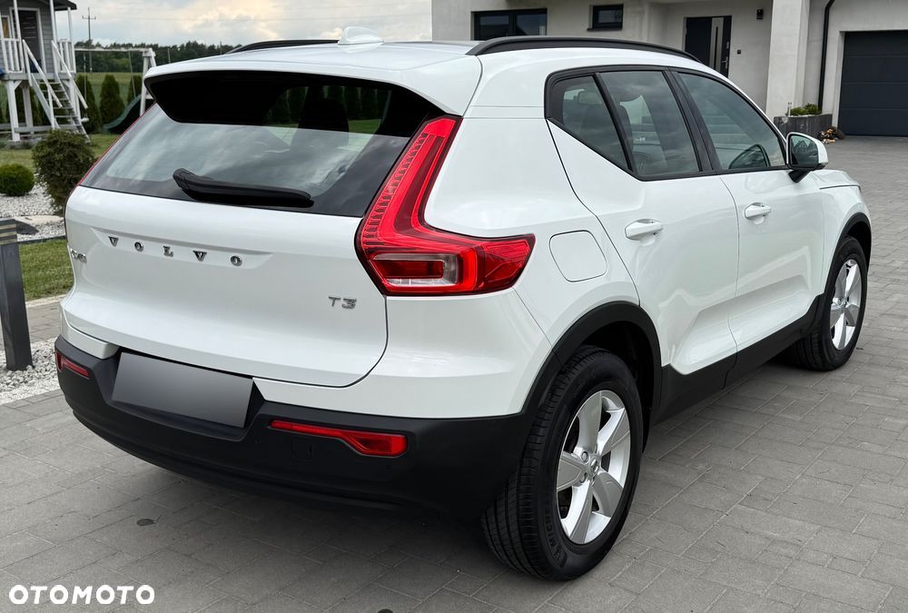 Volvo XC 40 T3 Momentum - 8