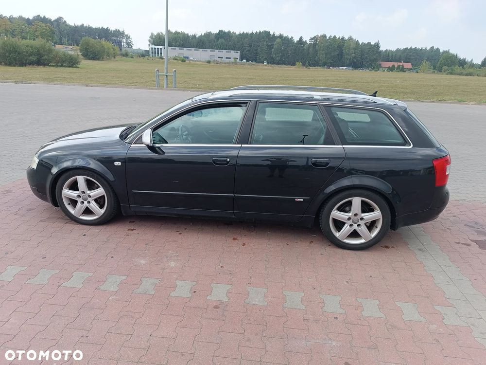 Audi A4 Avant 2.5 TDI Quattro - 4