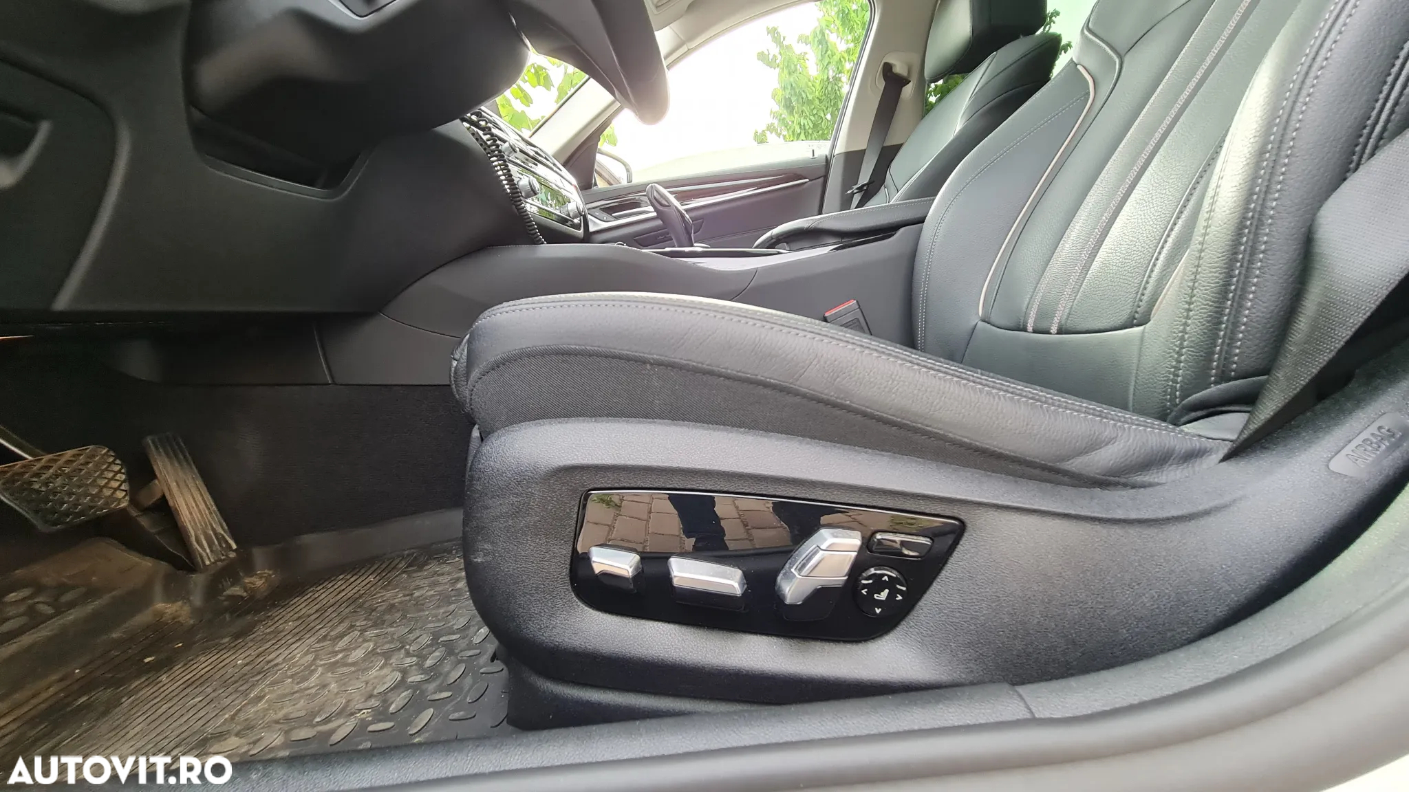 BMW Seria 5 520d xDrive AT MHEV - 18