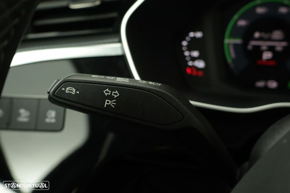 Audi Q3 Sportback 45 TFSIe S line S tronic - 18