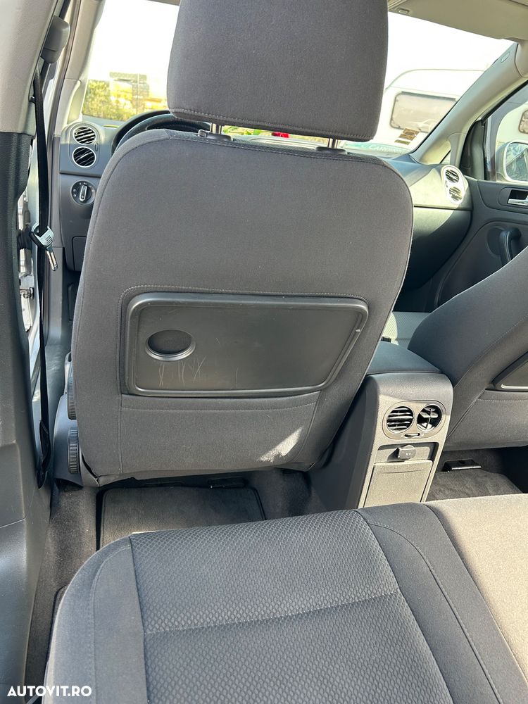 Volkswagen Golf Plus - 11