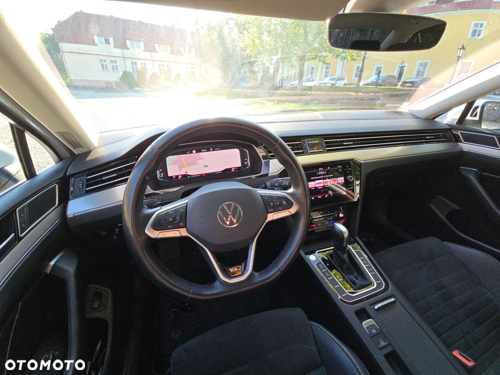 Volkswagen Passat 2.0 TDI EVO Elegance DSG - 15