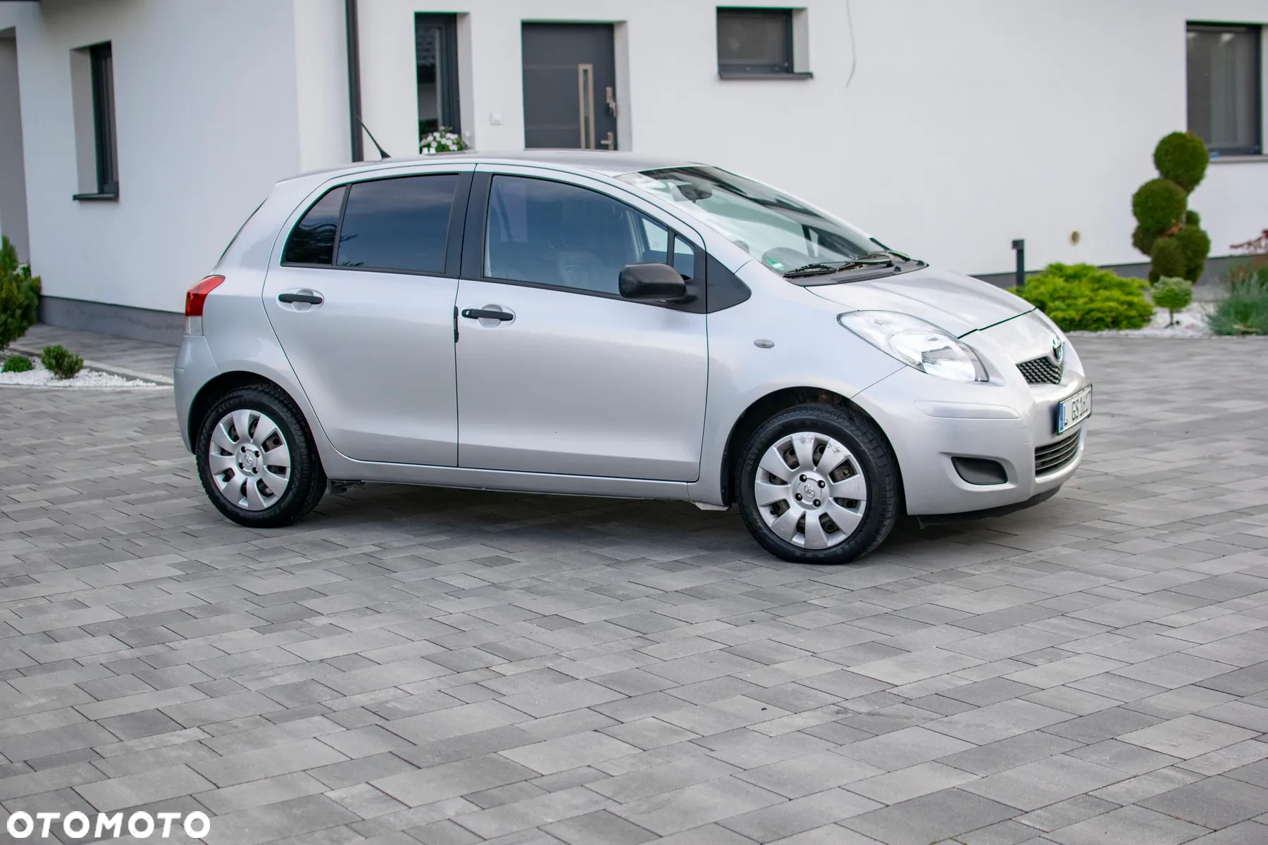 Toyota Yaris - 14