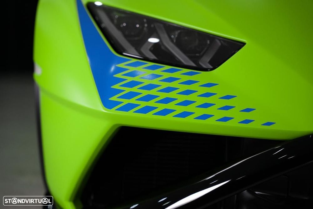 Lamborghini Huracán STO - 14