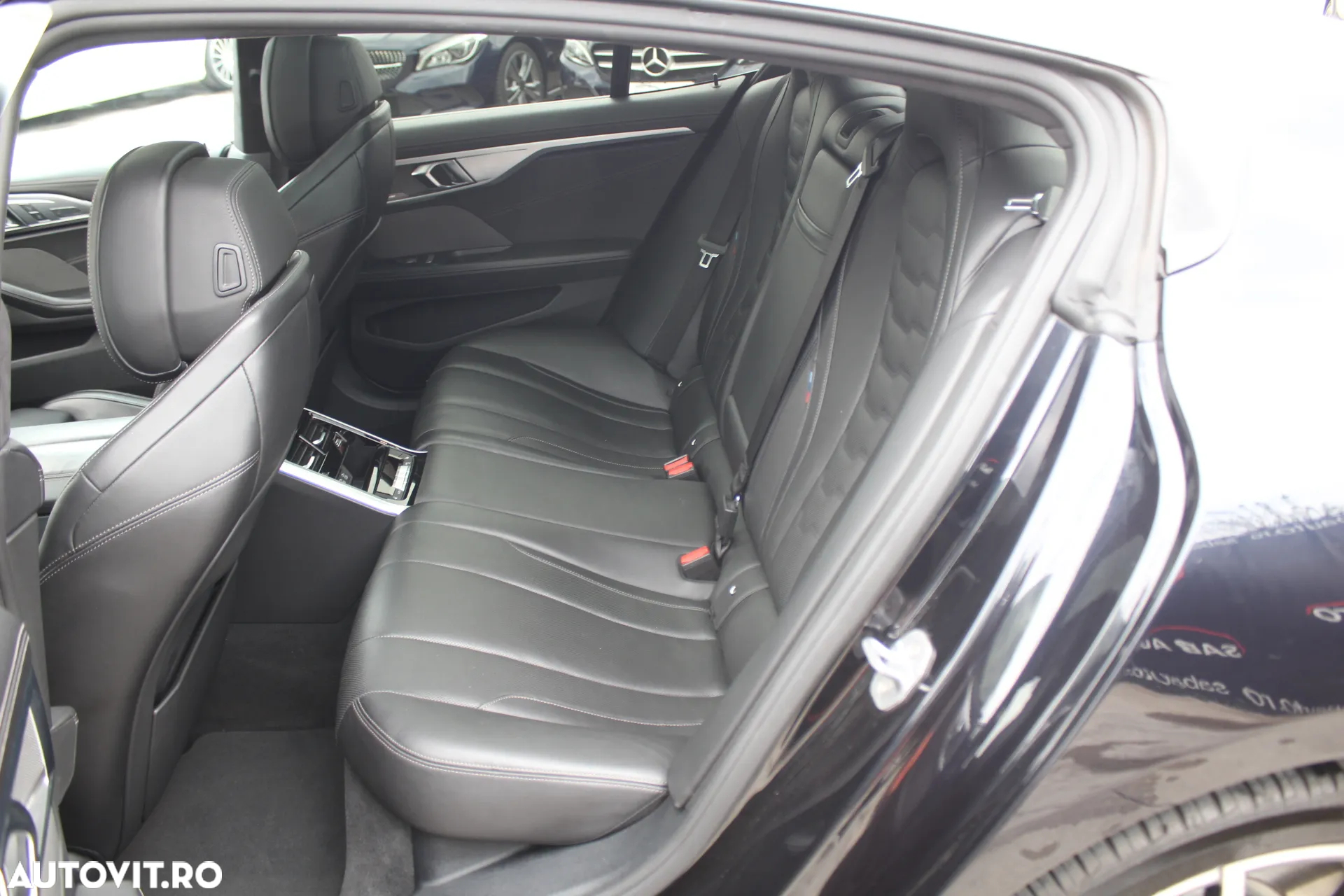 BMW Seria 8 840i Gran Coupe - 27