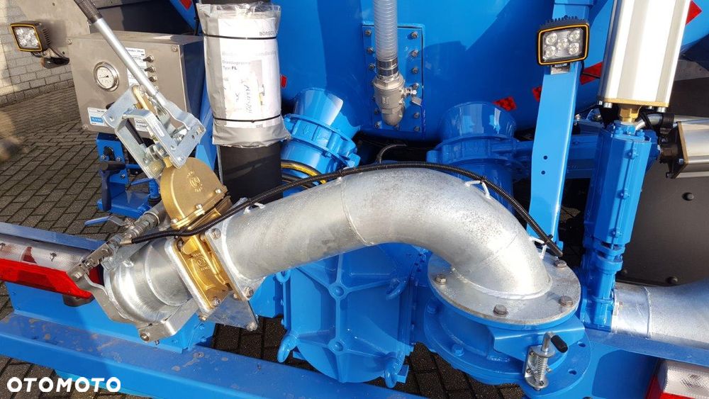 D-TEC Tanktrailer SV2006 - 11