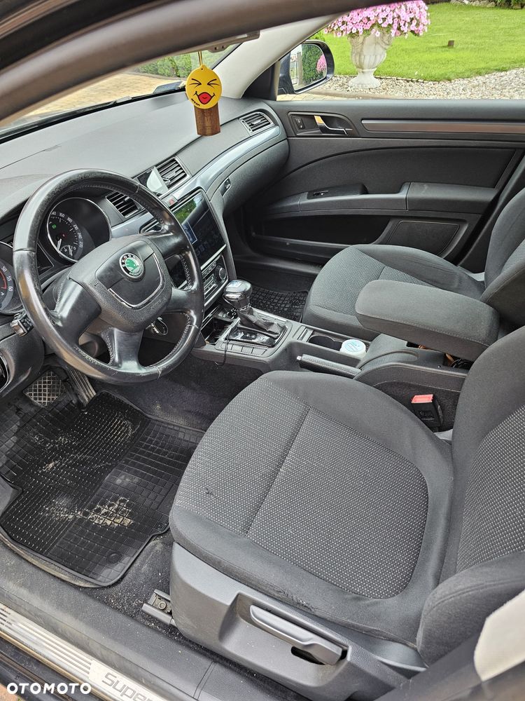 Skoda Superb 2.0 TDI Comfort DSG - 12