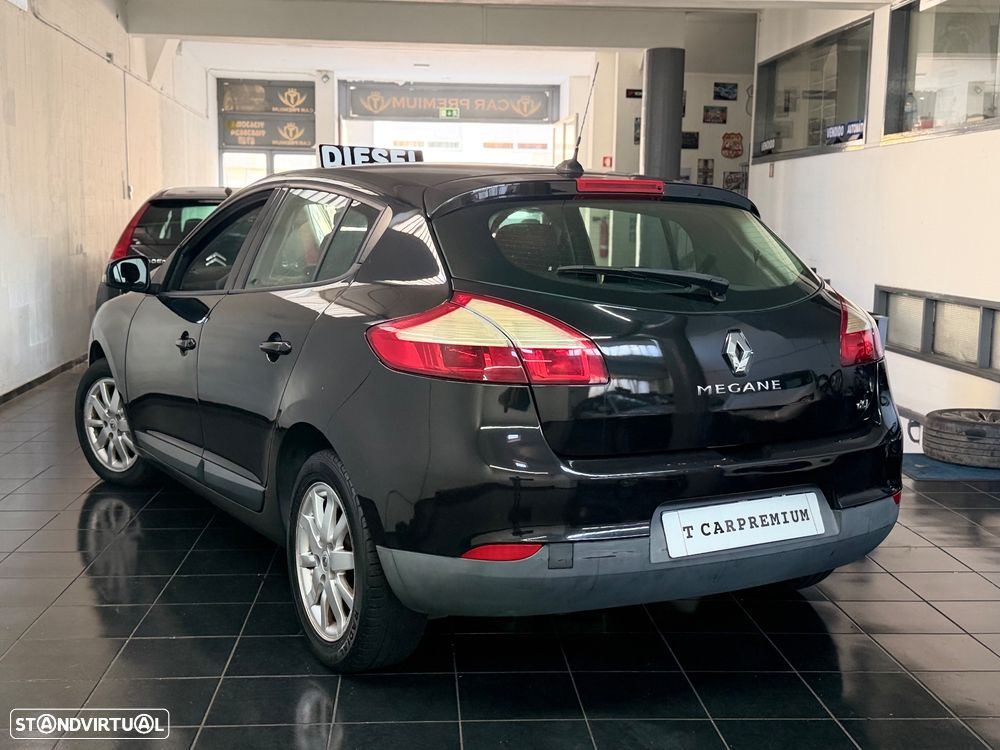 Renault Mégane 1.5 dCi Dynamique - 6