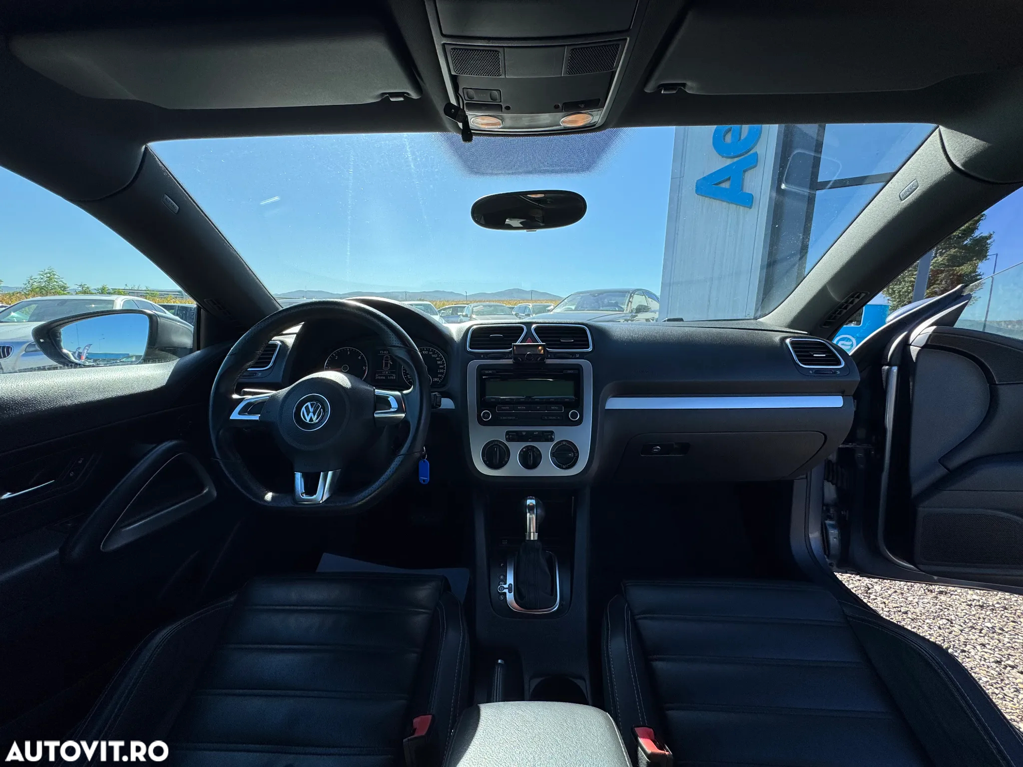Volkswagen Scirocco 2.0 TDI DPF DSG - 19