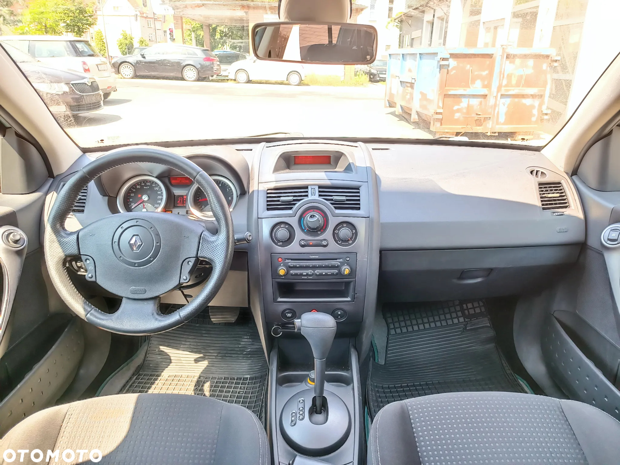 Renault Megane 1.6 Emotion - 13