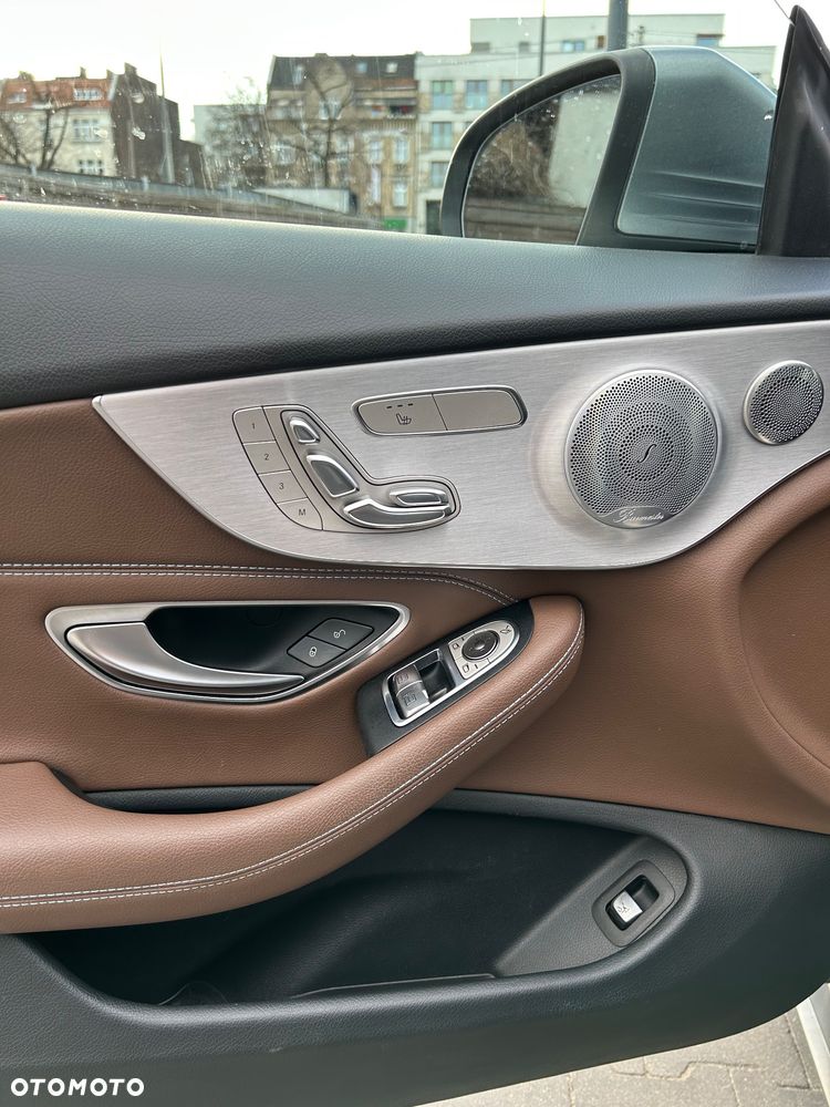 Mercedes-Benz Klasa C 300 7G-TRONIC - 3