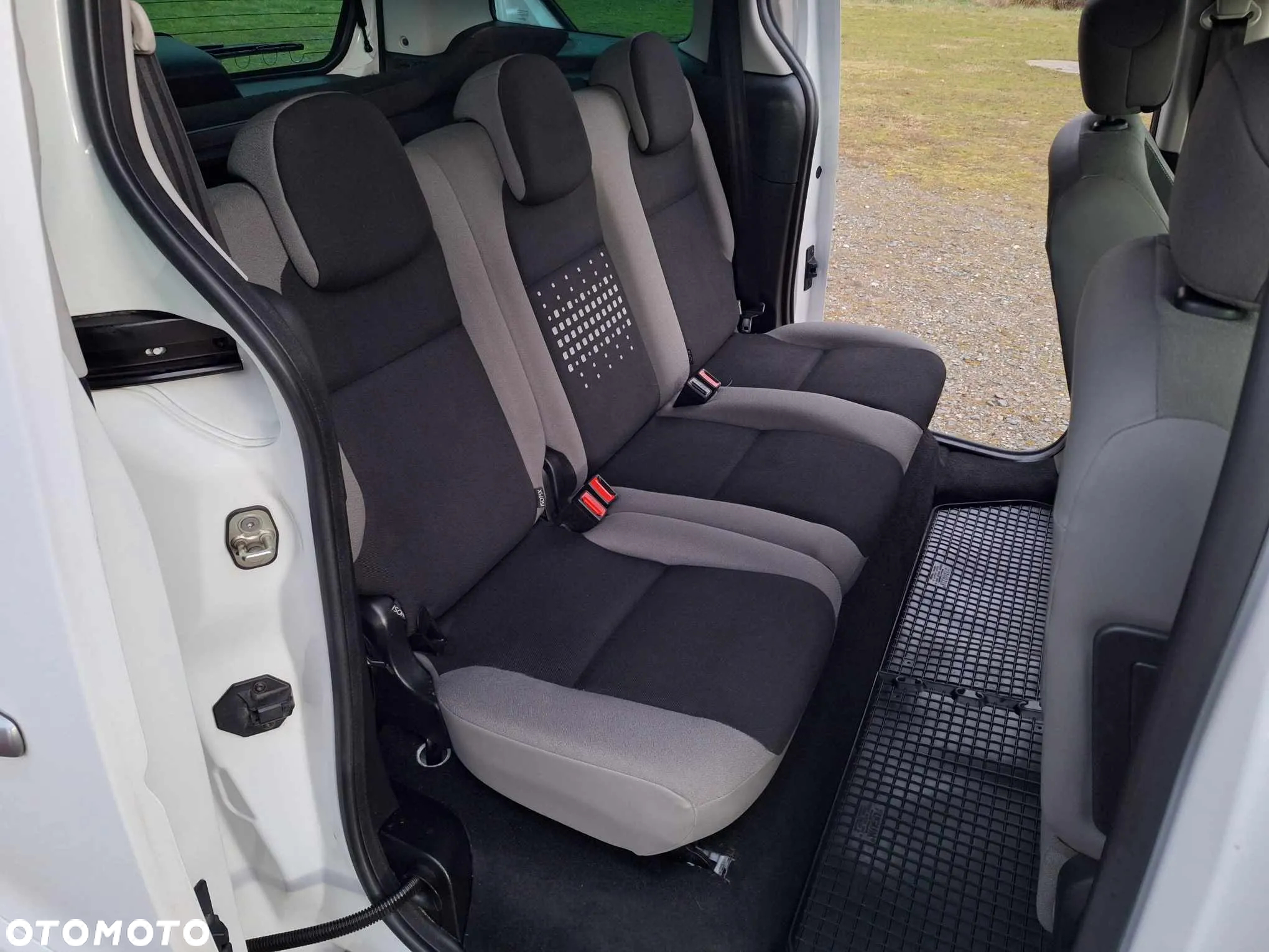 Citroën Berlingo Multispace PureTech 110 SELECTION - 10