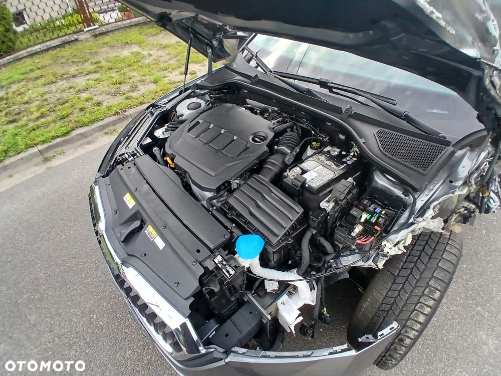 Skoda Octavia 2.0 TDI Sportline DSG - 32