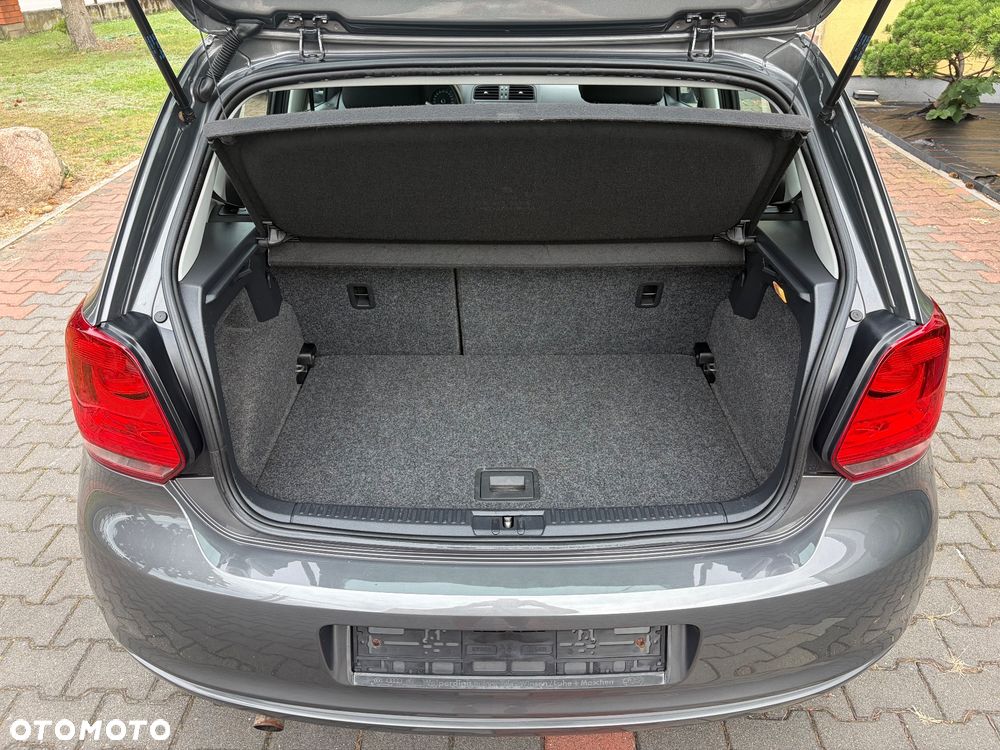 Volkswagen Polo 1.4 Comfortline - 25